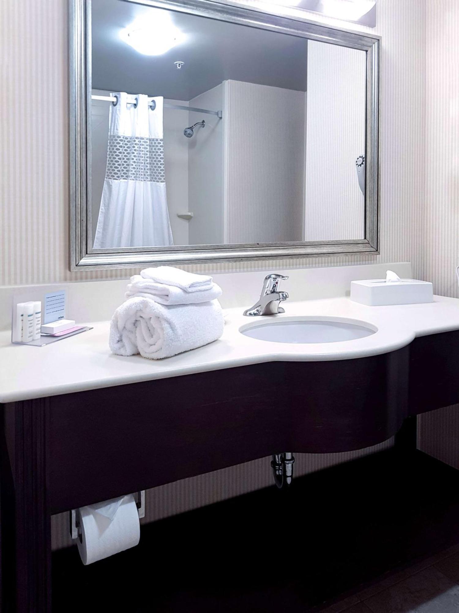 Hampton Inn & Suites By Hilton Edmonton International Airport Leduc Luaran gambar