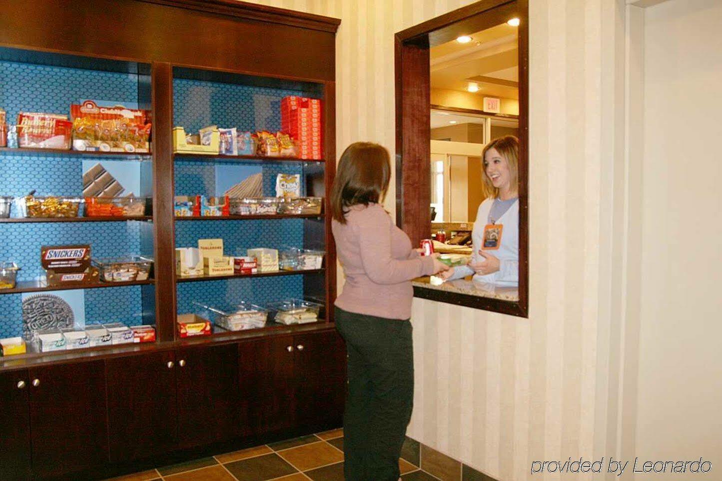 Hampton Inn & Suites By Hilton Edmonton International Airport Leduc Restoran gambar